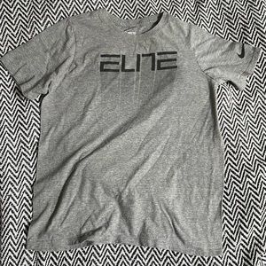 Nike | Elite T-shirt | Boys | Large